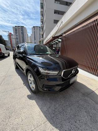 VOLVO XC40 2.0 T4 GASOLINA GEARTRONIC VOLVO XC40 2.0 T4 GASOLINA GEARTRONIC